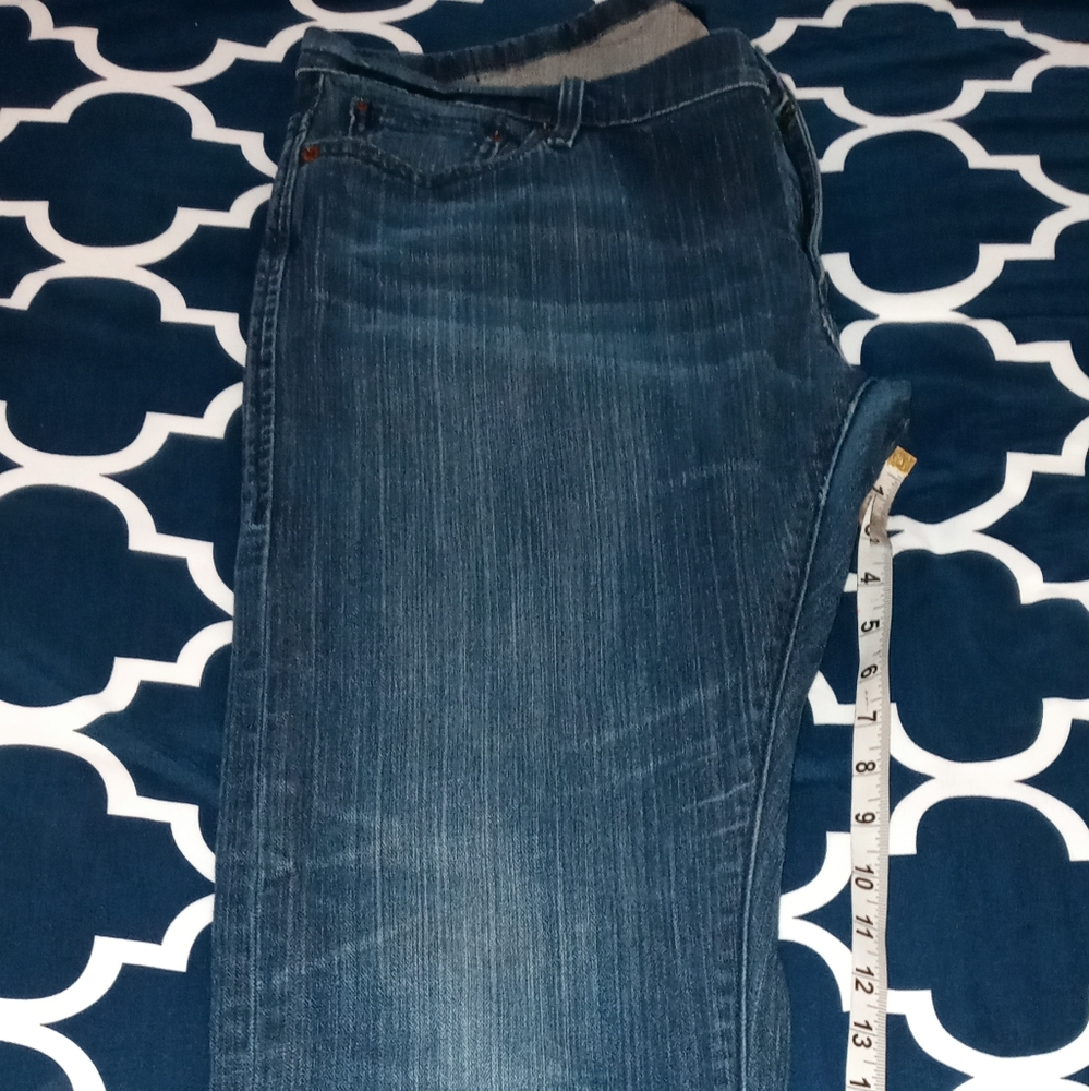 Women's jeans